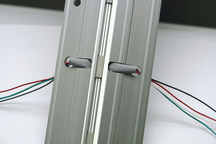 SL57 elec hinge